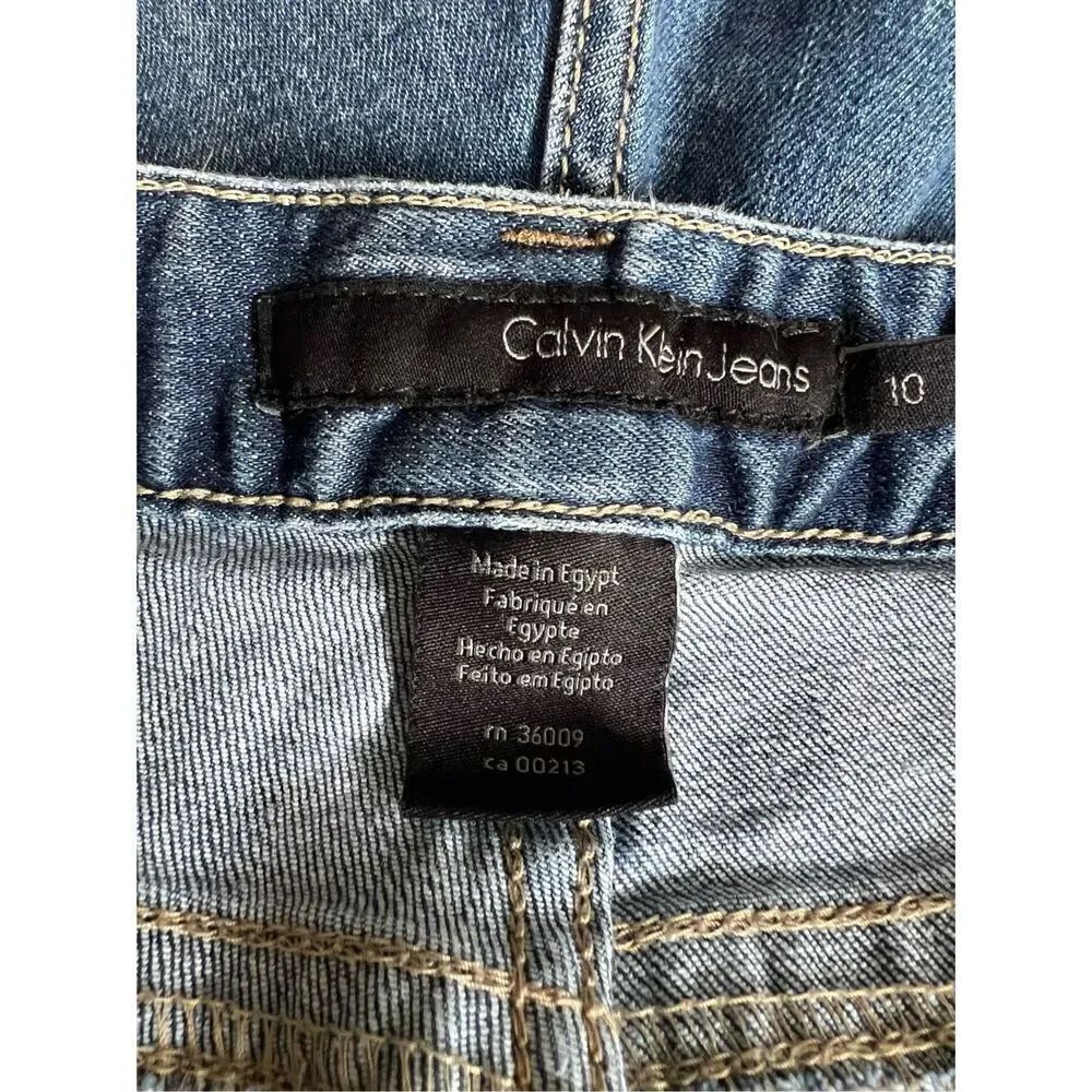 Calvin Klein Shorts - Picture 3 of 6